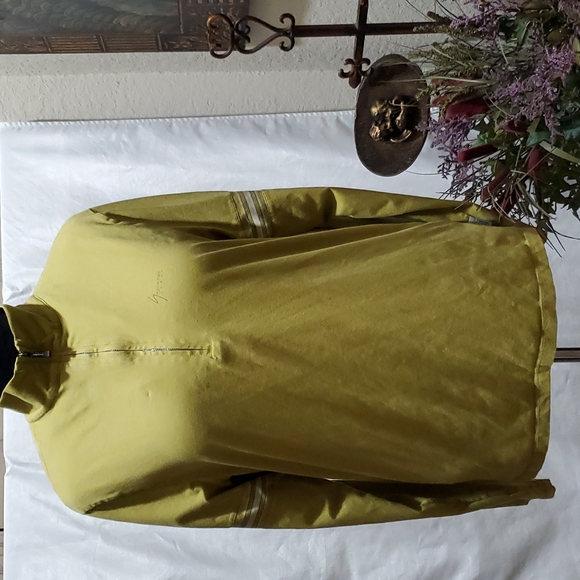 SZ. LARGE CALVIN KLINE SPORT TOP - Picture 1 of 4